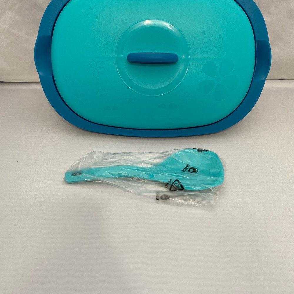 New Tupperware Legacy Essentials Set - Picture 5 of 14